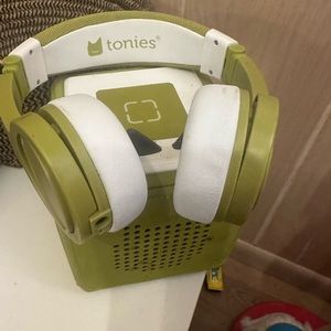 Tonie Box + headphones+ stick man tonie by Julia Donaldson
